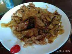 -金牌餐厅·天津菜·八珍豆腐·老爆三(瓷房子店)