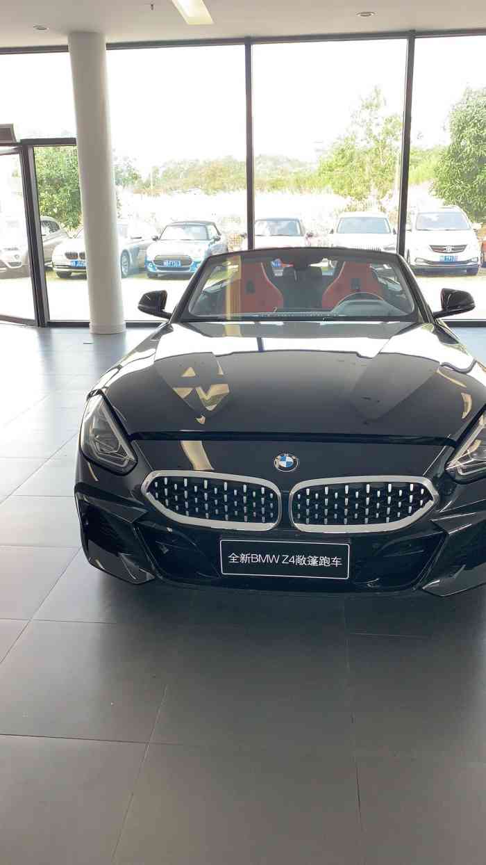 三亚粤宝宝马4s店(天涯店)-"以前刚建好来过几次做保养,真心觉得不错