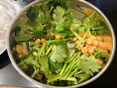 -鸿顺老铁锅美蛙鱼府(解放碑店)