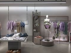 -ZARA(大上海时代广场店)