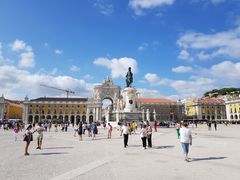 -商业广场(Praça do Comércio)