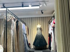 -圣霏亚礼服租赁·主持人服装租赁(上海静安总店)