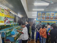 等位区-棠记海鲜餐厅(南朗镇店)