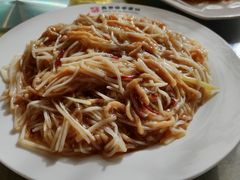 鱼香肉丝-直隶安家牛肉罩饼(七一路店)