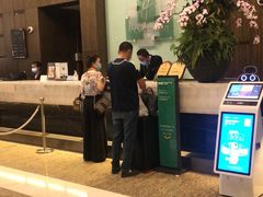 -上海虹桥西郊假日酒店