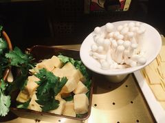 -焱三乐四川火锅店(经纬街店)