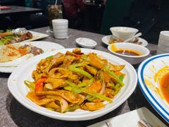 -贯贯吉·清真餐厅(浙江中路店)