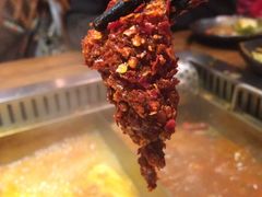 麻辣牛肉-老牌坊云南鱼豆花火锅(哈西万达店)
