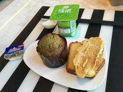 -万达文华酒店·48F云端窗景美食汇自助餐厅