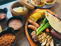 -Pistolera Mexican Cantina女枪手墨西哥餐厅(碧云路店)