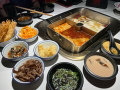 -九鼎轩脆毛肚火锅(南京东路店)