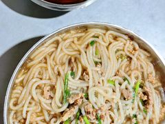 -正宗杨记普洱酸醋米线(总店)