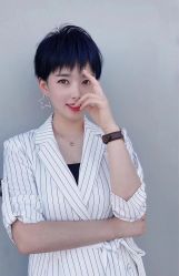 -FRIDAY星期五专业美发沙龙