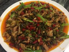 -江湖黑大兔(杨家坪店)