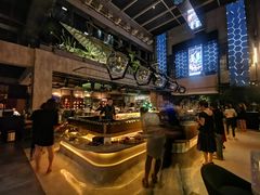 -The ROOF (通盈中心店)