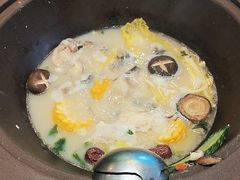 -鲜念蒸汽石锅鱼(红山6979店)