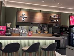 -星巴克臻选(上海中环广场2F店)