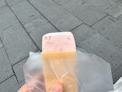 -詹爷爷乌节路街头冰淇淋