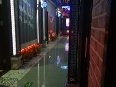 -蓝乐光量贩KTV(浦东禹悦汇店)