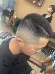 -纯剪男士理发馆·烫染专业店