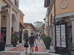 -佛罗伦萨小镇广佛名品奥特莱斯(疏港路店)