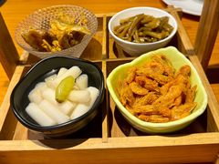 -莲餐厅·湖北菜·潜江小龙虾店(愚园路店)