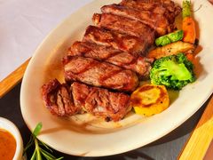 -塞纳河法国餐厅(意式风情街店)