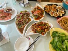 -覃记海鲜美食餐厅