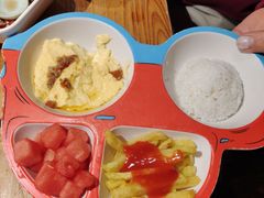 -野山舂·贵州现舂酸汤火锅(鸿通城店)