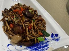 -湖南人家湘菜馆(镇江路店)