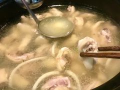 -东椰·海南椰子鸡火锅(朝阳门店)