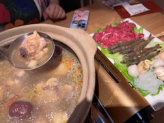 -邹开喜·炭炉鸡煲·海鲜火锅(虹口足球场店)