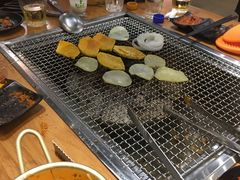 -肉甲韩国木炭烤肉(新壹街1店)