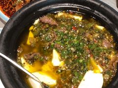 -有红鸡毛店·川菜(建设路店)