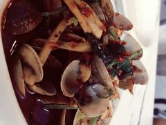 -凤凰路何眼镜香辣蟹(花果园店)