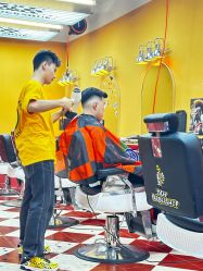 -Devilhands Barbershop男士理容店