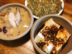 -百年石锅饭·朝鲜族传统民餐