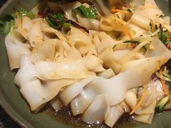 花马镇凉皮-丝路金桃·新疆菜(徐汇店)