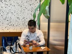 -Line 咖啡(石厦花园店)