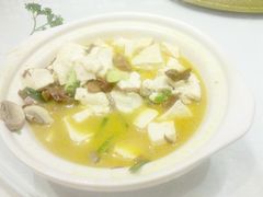 河蚌豆腐-老季市·三代非遗传承·地标美食老汁鸡(工农路店)