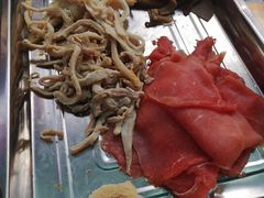 -金鼎雪山牦牛杂火锅(理县总店)