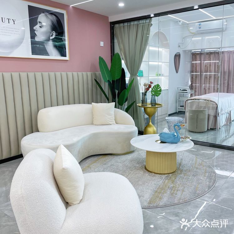 敲温油的网红裸色美甲💅你get了吗❓