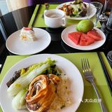 来一顿中西特色美食