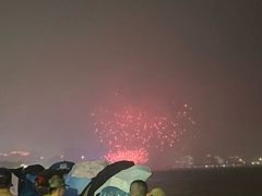-万绿园