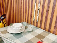 餐具摆设-华春餐馆(鱼山路店)