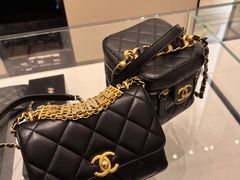 -Chanel(德基广场店)