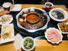 -锅首鲜品火锅(鸳鸯店)