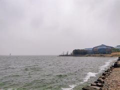 -上海滴水湖皇冠假日酒店