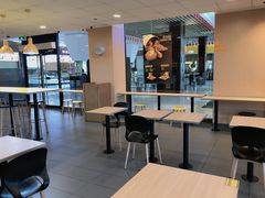 -麦当劳(石坝服务区店)
