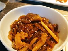 沙蒜烧豆面-新荣记(BFC外滩金融中心店)